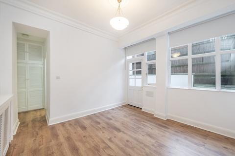 undefined, Heath Drive, Hampstead, London