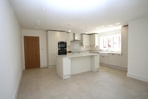 5 bedroom detached house for sale, Clapton Hall Lane, Dunmow