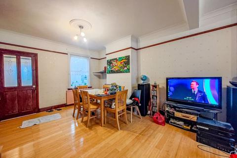 3 bedroom terraced house for sale, Malton Street, Plumstead Common