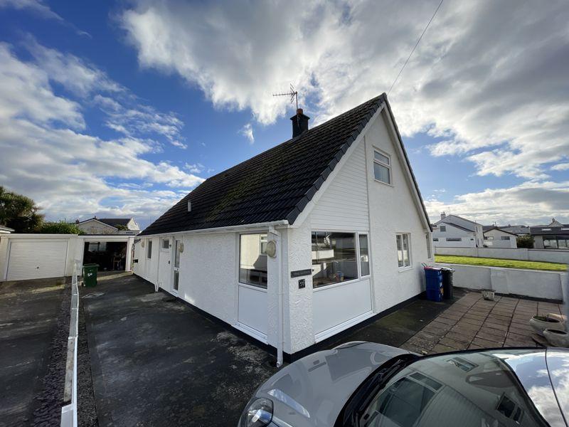 Rhosneigr, Isle of Anglesey 4 bed detached house for sale £479,950