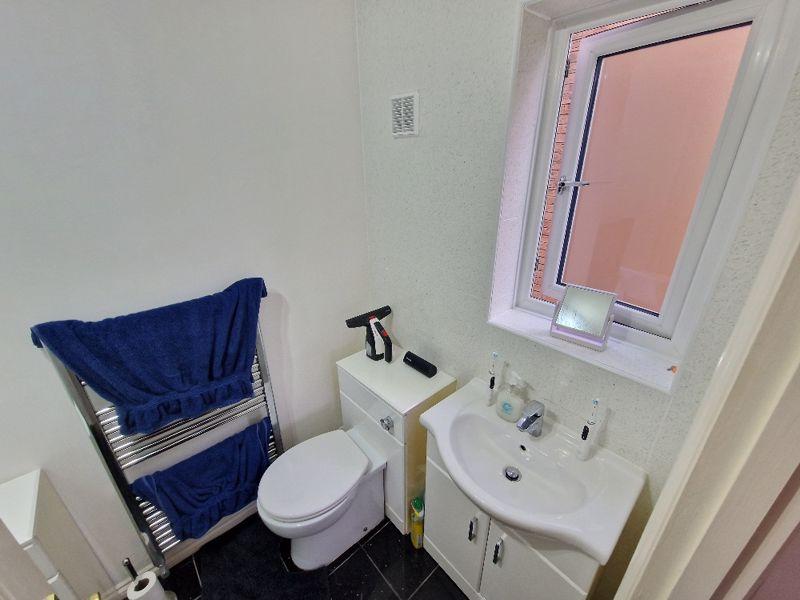 En-Suite Additional