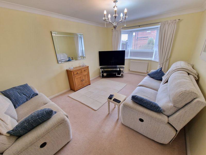 Lounge Additional