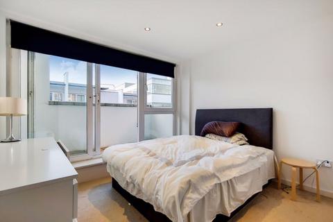 2 bedroom flat for sale, Osiers Road, London, SW18