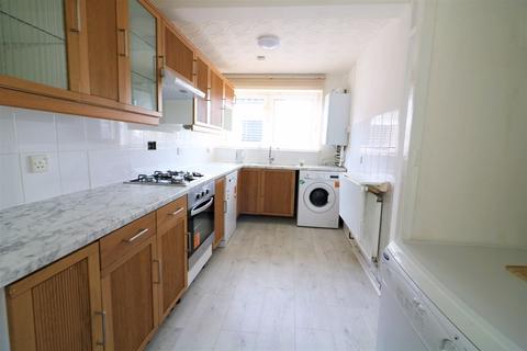 undefined, 2 Bedroom Maisonette For Sale