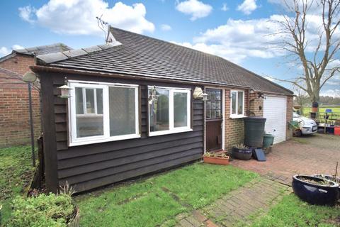 3 bedroom character property for sale, Winchester Road, Southampton SO32
