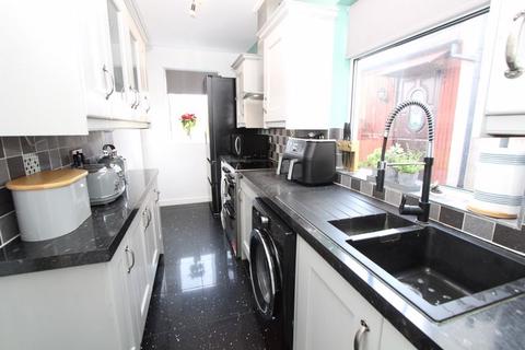 3 bedroom semi-detached house for sale, Thorns Road, Brierley Hill DY5