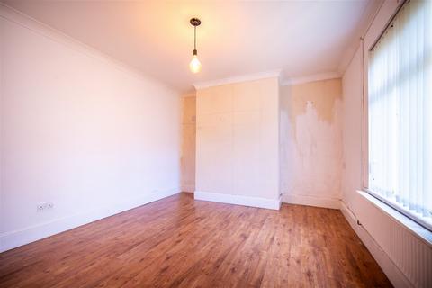 10 Ash Grove, Trethomas, Caerphilly, CF83 8BP