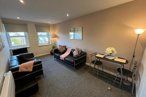 1 bedroom flat to rent, Nelson Court, Top Floor, AB24