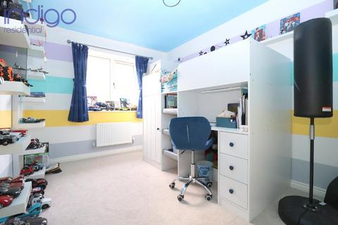 3 bedroom semi-detached house for sale, Goodhart Crescent, Dunstable, Bedfordshire, LU6 3FL
