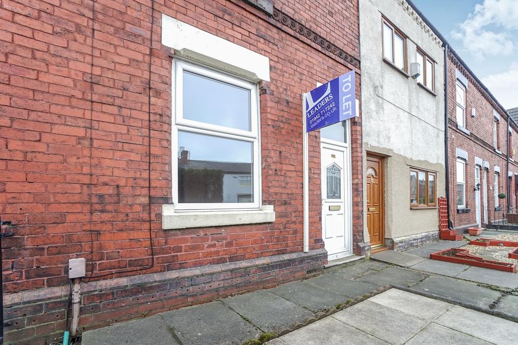 Wigan Road, AshtonInMakerfield... 2 bed terraced house £700 pcm (£