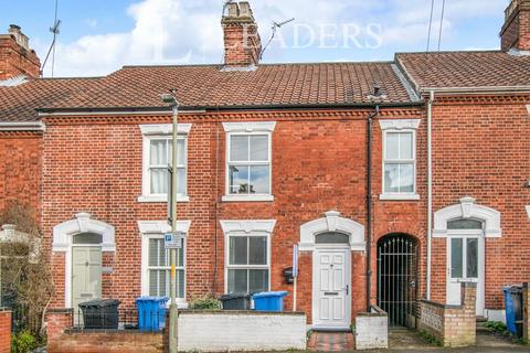 4 bedroom terraced house to rent, Warwick Street, NR2