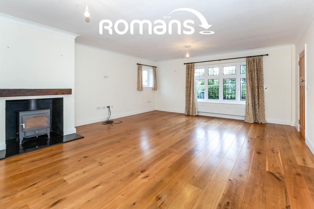 Boulters Lane 5 bed detached house £4,000 pcm (£923 pw)