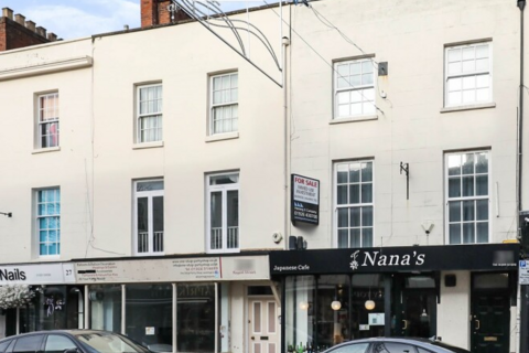 2 bedroom house share to rent, Regent street Leamington Spa
