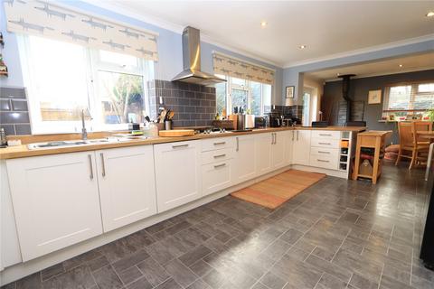 4 bedroom detached house for sale, Westbury Lane, Newport Pagnell, Buckinghamshire, MK16