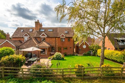 5 bedroom house for sale, Main Street, Grendon Underwood, Buckinghamshire, HP18