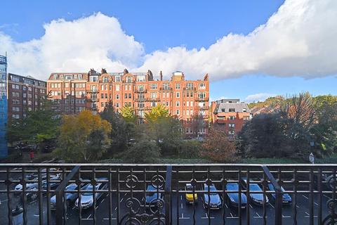 4 bedroom flat for sale, Oakwood Court, Holland Park, London W14