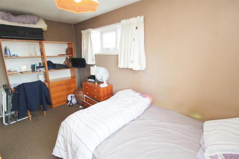 38 Downland, Two Mile Ash, Milton Keynes, MK8 8HN