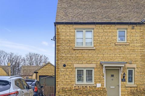 12 Valetta Way, Moreton-in-marsh, GL56 0FG