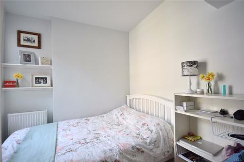 3 bedroom flat to rent, Kilmaine Road, Fulham, London