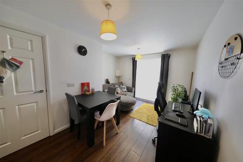 1 bedroom flat for sale - Shinewater Park, Kingswood, Hull