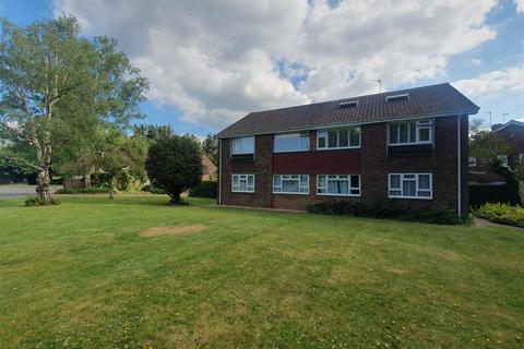 2 bedroom apartment for sale, Links Road, Ashtead KT21