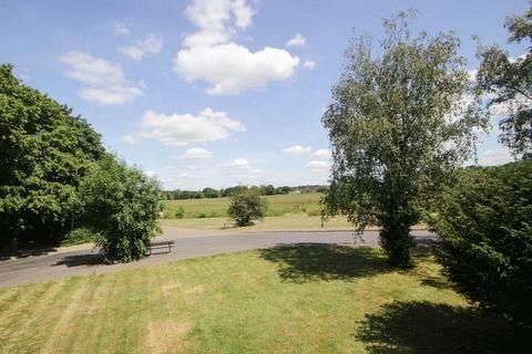 2 bedroom apartment for sale, Links Road, Ashtead KT21