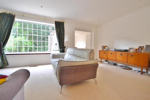 3 bedroom link detached house for sale, Howard Close, Bushey Heath, Bushey