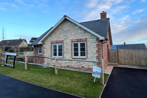 2 bedroom detached bungalow for sale, Brighstone, Isle of Wight