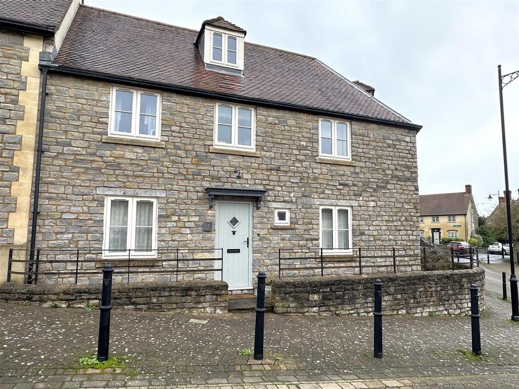 Blackberry Way, Midsomer Norton, Radstock 3 bed terraced house for sale