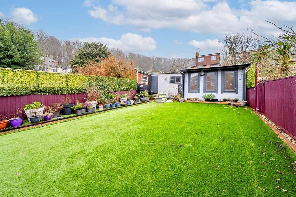 Sancroft Road, Old Town, Eastbourne 3 bed semidetached house for sale £375,000