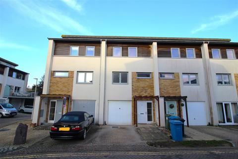 3 bedroom terraced house for sale, Broomhill Way, Poole
