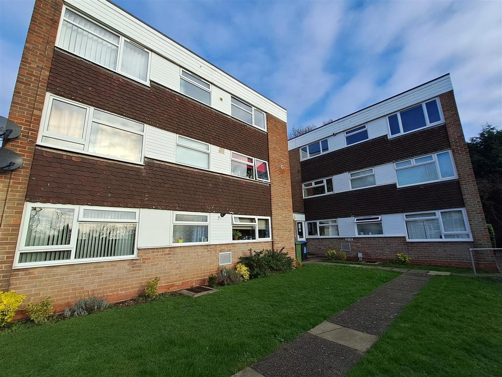 Bantry Close, Sheldon, Birmingham 2 bed property for sale £140,000