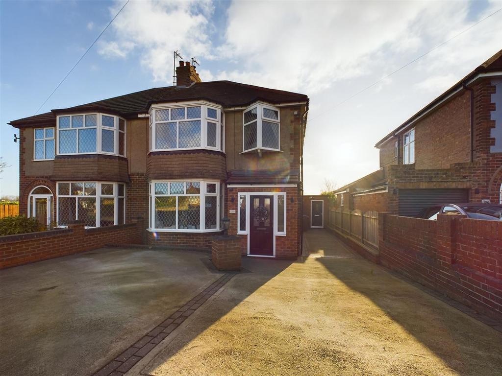 Sewerby Road, Bridlington 3 bed semidetached house for sale £279,950
