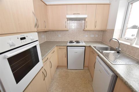 1 bedroom retirement property for sale, Tylers Ride, South Woodham Ferrers