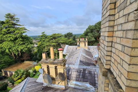 2 bedroom townhouse to rent, Woodbrook Road, ALDERLEY EDGE