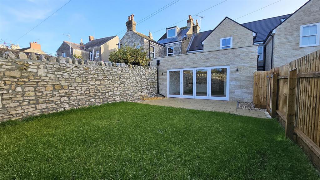 Easton Street, Easton, Portland 3 bed end of terrace house for sale £