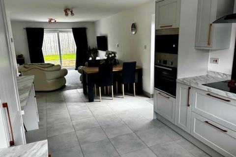 2 bedroom detached bungalow for sale, Eaves Lane, Cheadle