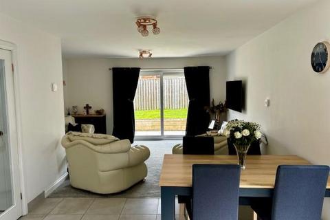 2 bedroom detached bungalow for sale, Eaves Lane, Cheadle