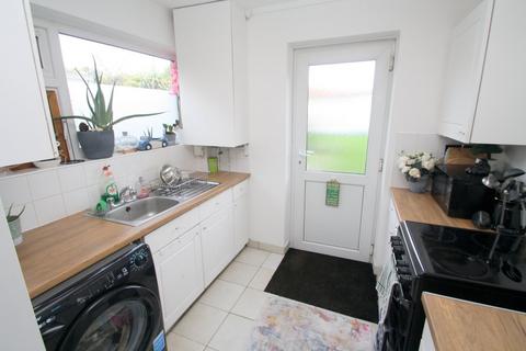 72 Gloucester Crescent, Staines-upon-thames, TW18 1PS