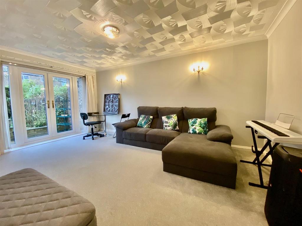 Barnstock, Bretton, Peterborough 4 bed terraced house for sale £245,000