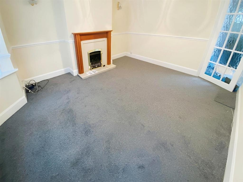 Bentley Road, Nuneaton 2 bed property £695 pcm (£160 pw)