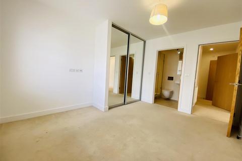 2 bedroom apartment for sale, Wilton Court | Westmount Close | Worcester Park