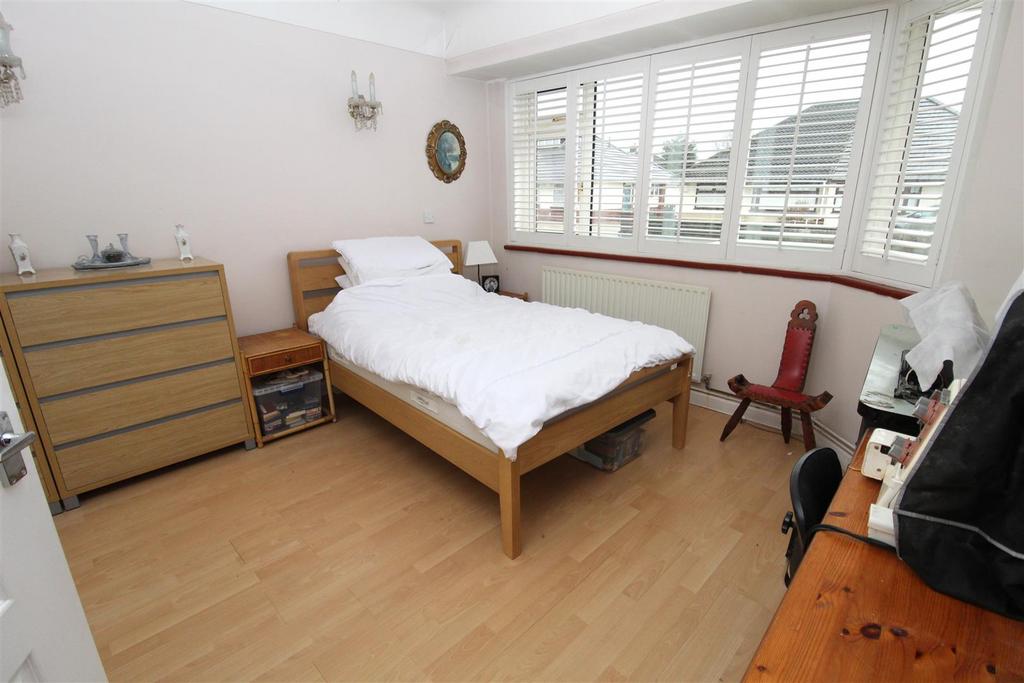 Bed1.JPG