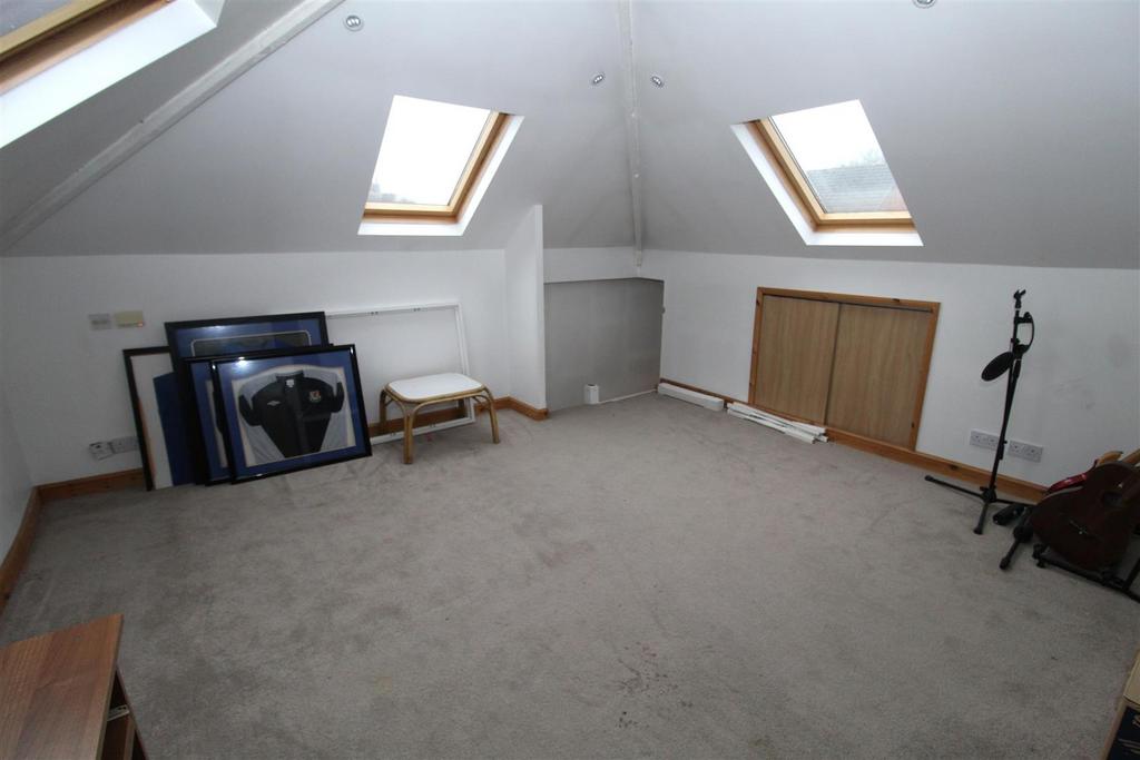 Loft1.JPG
