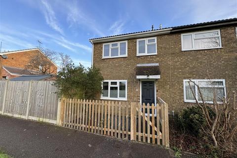 3 bedroom end of terrace house for sale, Henley Close, Houghton Regis