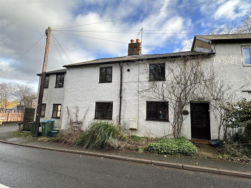 Gawcott Road, Buckingham 2 bed end of terrace house for sale £325,000