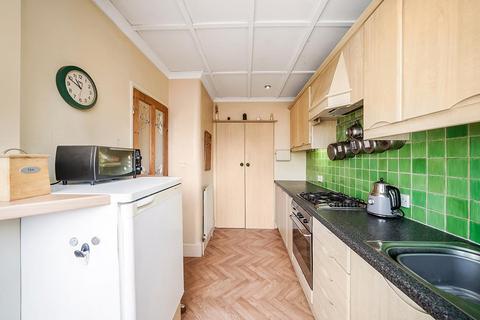 11 Whitehall Gardens, London, E4 6EH