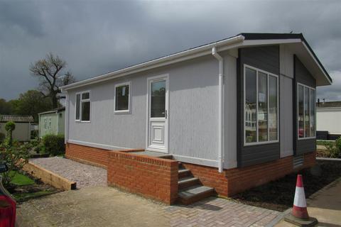 2 bedroom mobile home for sale, Shalloak Road, Broad Oak, Canterbury