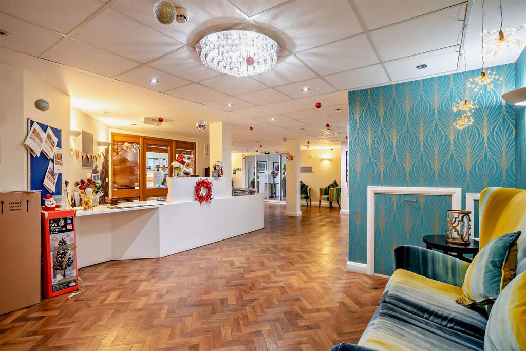 8580319-interior34-800.jpg