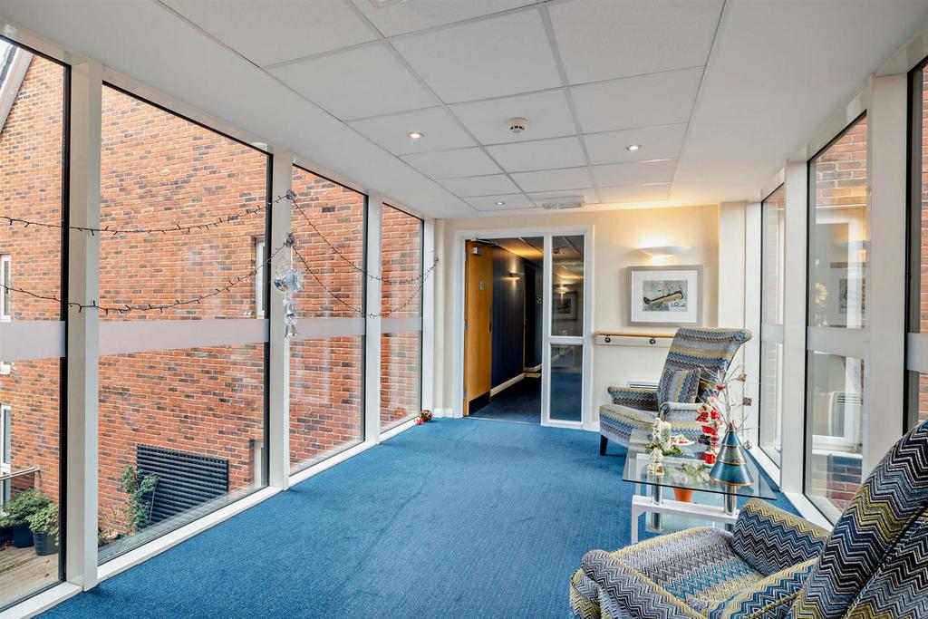 8580319-interior26-800.jpg